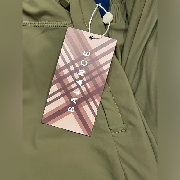 NWT Balance Athletica Cargo Pant Joggers - Picture 4 of 5